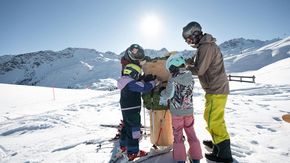 Vacances d'hiver en famille dans le domaine skiable d'Arosa-Lenzerheide