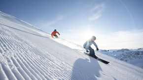 Skiing in the ski resort Arosa Lenzerheide