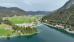 Long-distance swimming at Lake Achensee in Tyrol