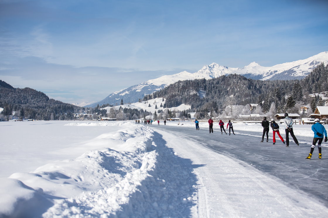 Eislaufen am Weissensee in Kärnten