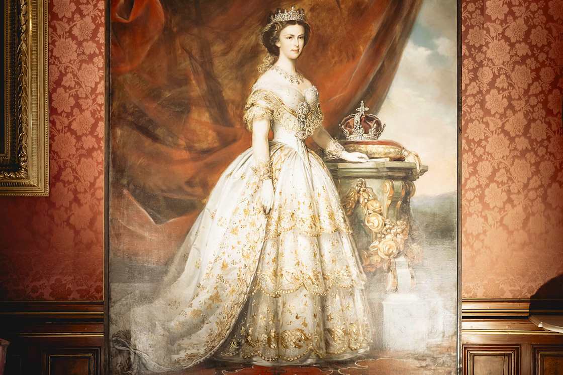 L'abito da sposa di Sisi al Museo delle Carrozze Imperiali di Vienna