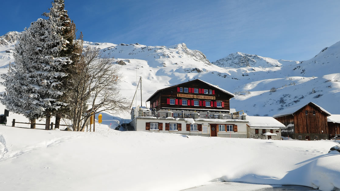 Schweizer Alpen_Winterurlaub_Graubünden