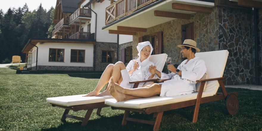 Vacances de randonnée et de bien-être à l'hôtel Pohorje Village Wellbeing Resort 