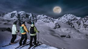 Skifahren im Dunkeln Schweiz