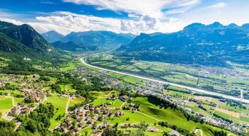 Blick auf Liechtenstein vom Triesenberg