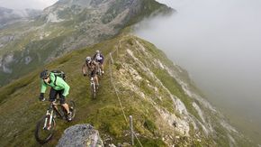 Tour in mountain bike nei Grigioni
