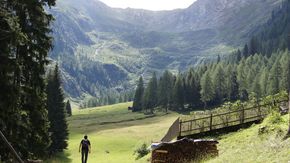 Vacances à pied dans le Tyrol du Sud, en route pour le Prantacher Alm